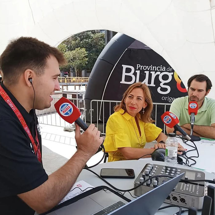 sonido y radio zaragoza con Z6 Studio - estudio audiovisual de podcast, fotografía, video y streaming en Zaragoza